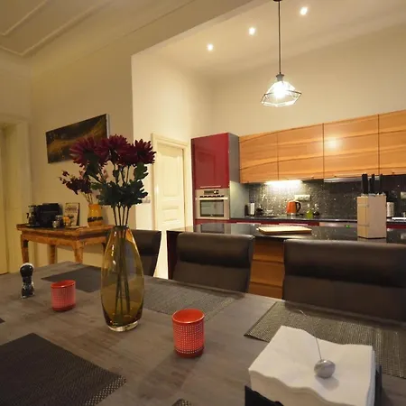 Appartamento Fuer 3 Personen Und 2 In *
