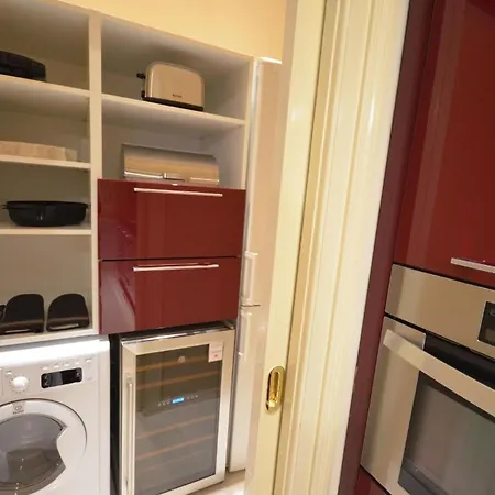 Fuer 3 Personen Und 2 In Apartamento